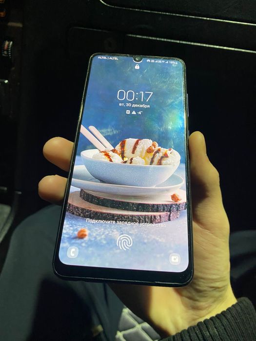 Самсунг A32 продам