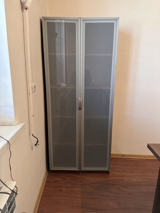 Продам офисную мебель