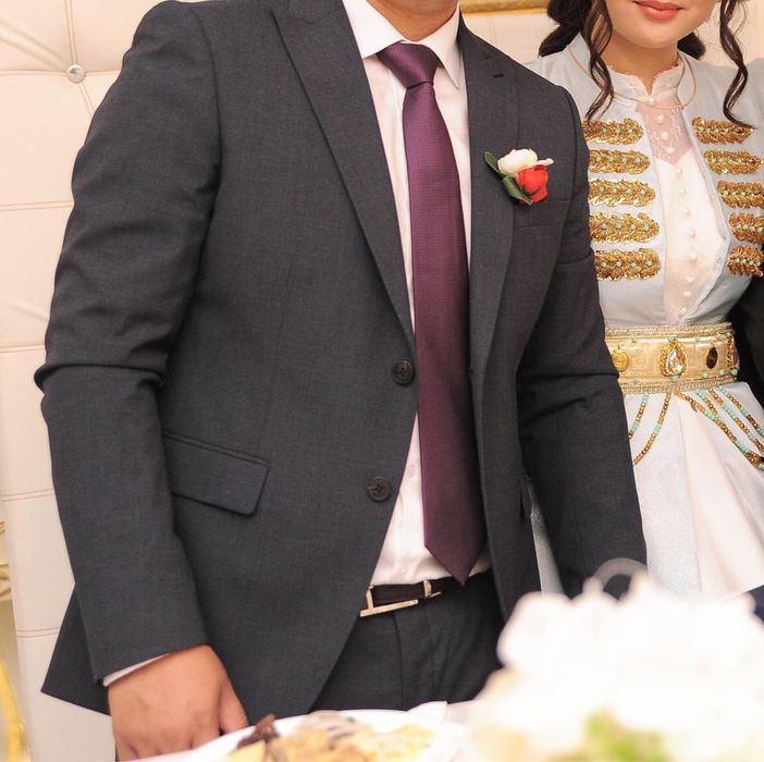 Продам костюм от CapOne