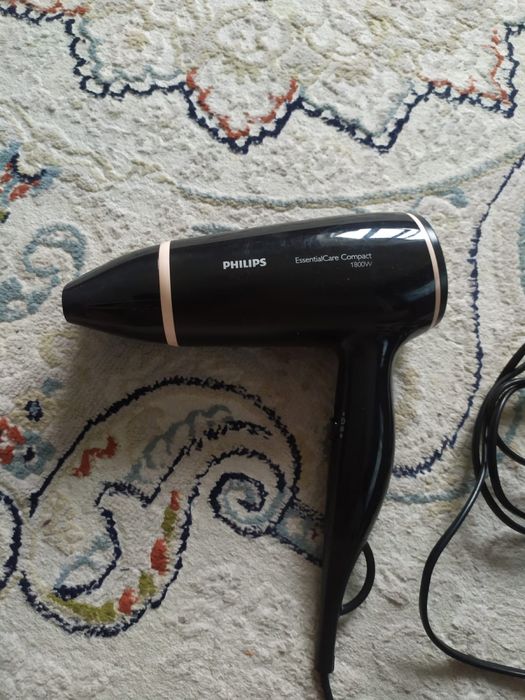 Продам фен philips