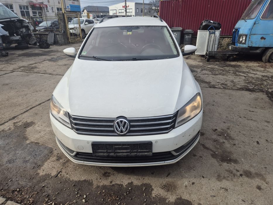 Vand bara fata passat b7 cu senzori parcare