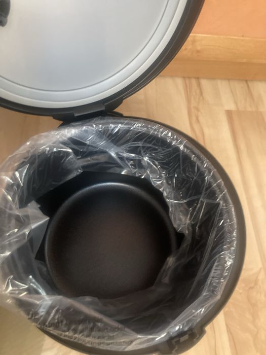 Продаю мультиварку новую