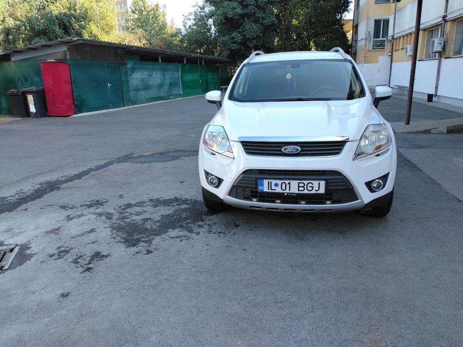FORD Kuga 2012 — imagine 2