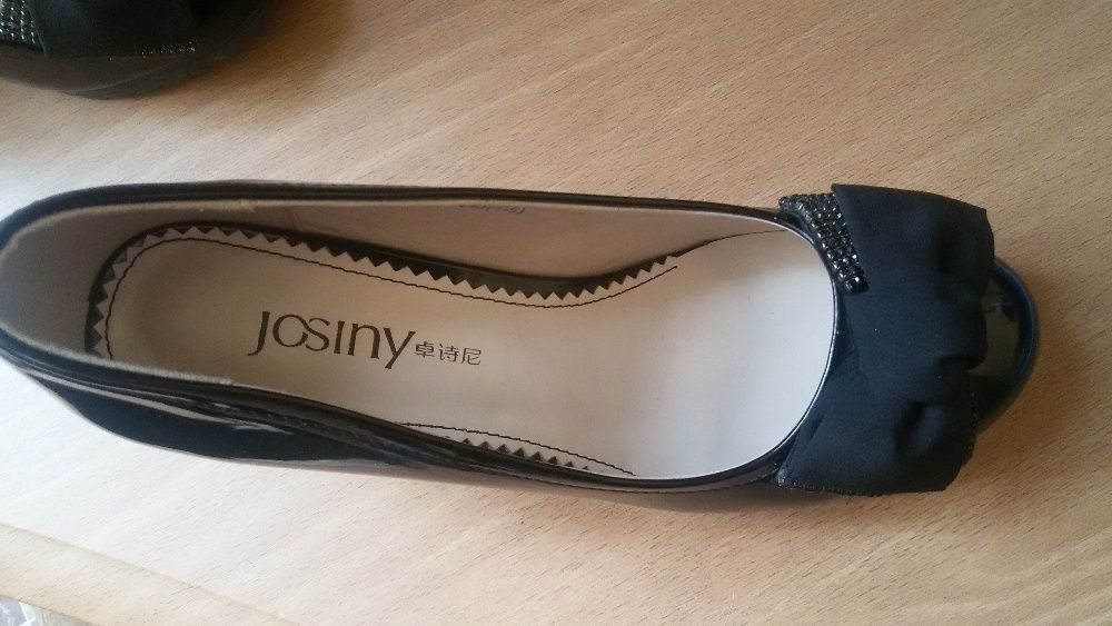 Женские туфли новые