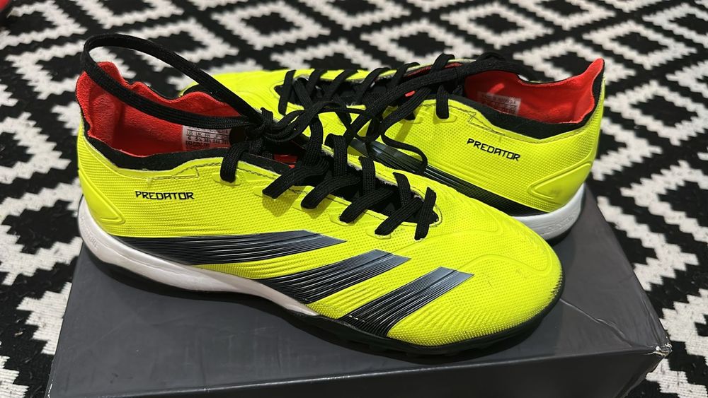 Сораканожки Adidas