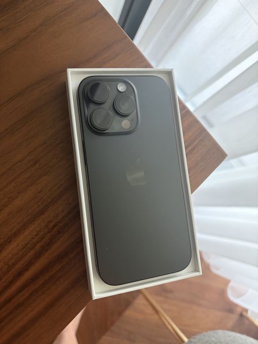 Iphone 16 Pro Black Titanium