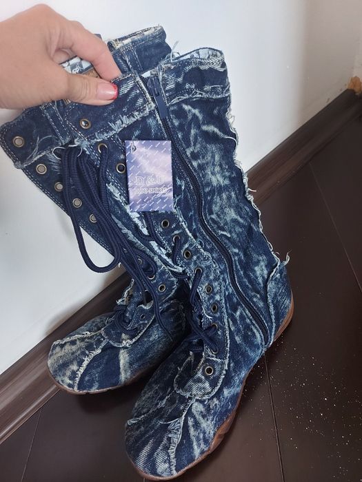 Botine si cizme.