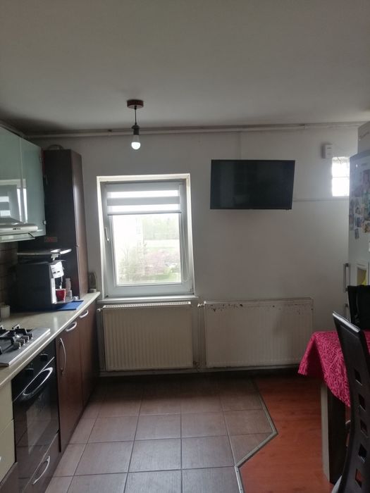 Apartament cu 2 camere în zona Lenin