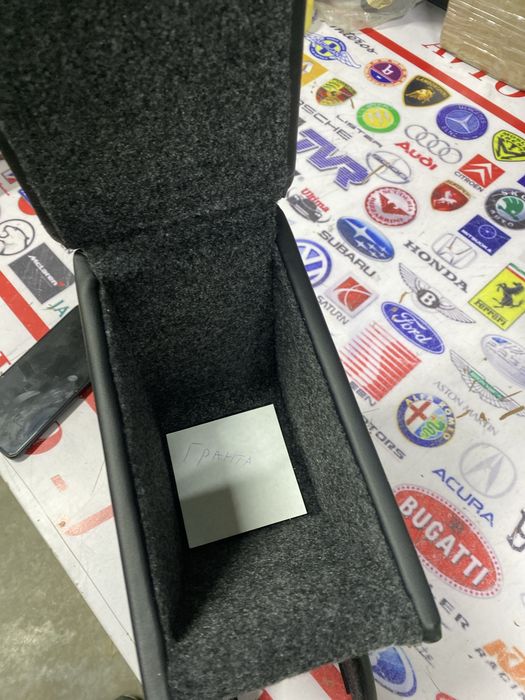 Подлокотник для ЛАДА ГРАНТА. Легко и быстро уст