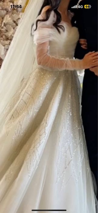 Свадебное платье