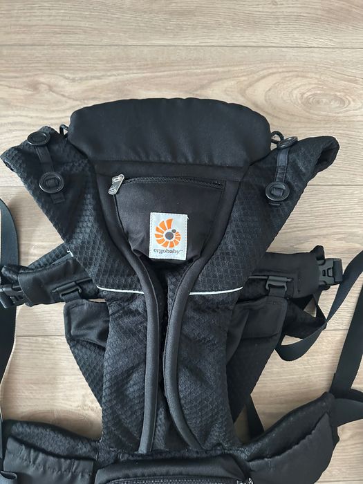 Раница Ergobaby Omni Breeze - Onyx black
