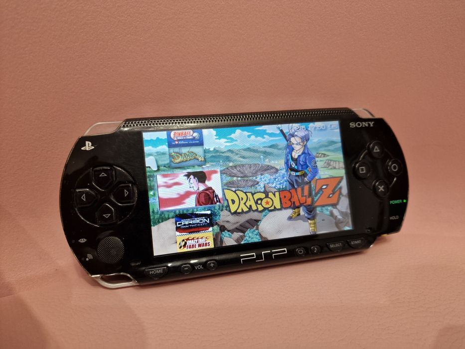 Psp 1004 modat cu 68 jocuri instalate