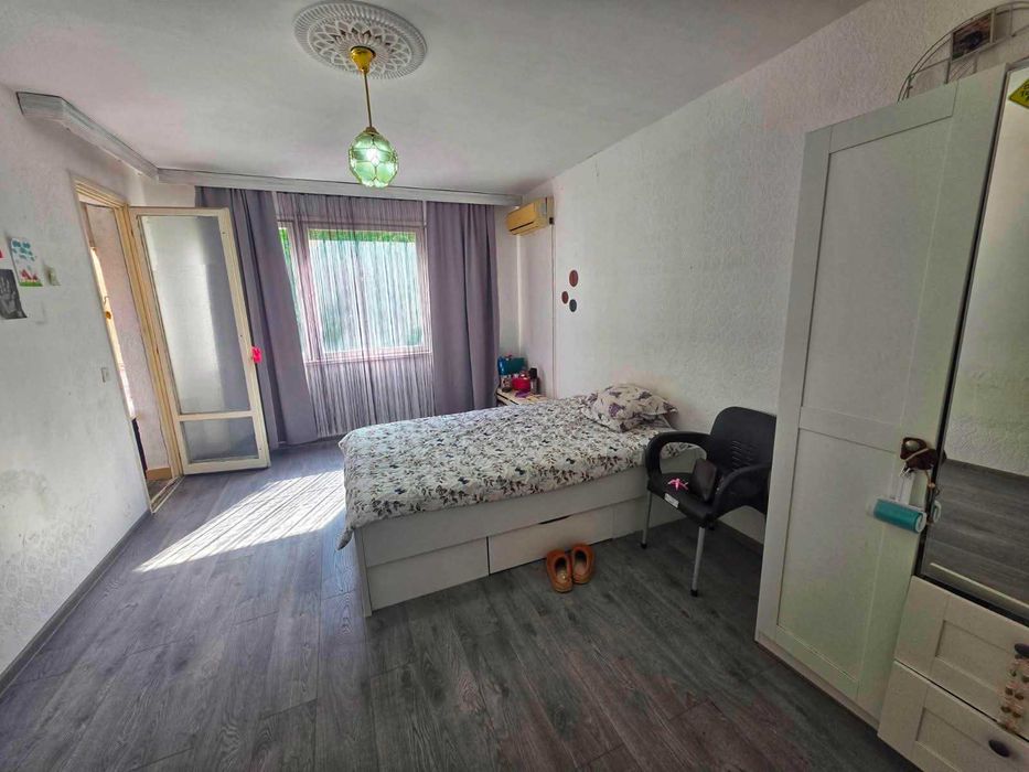 Имот Корект продава 2-Стаен апарт, кв. Изток - снимка 13