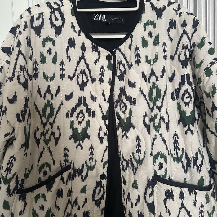 Легкая куртка от Zara