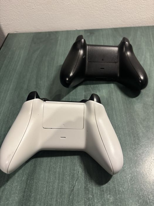 XBox One S.