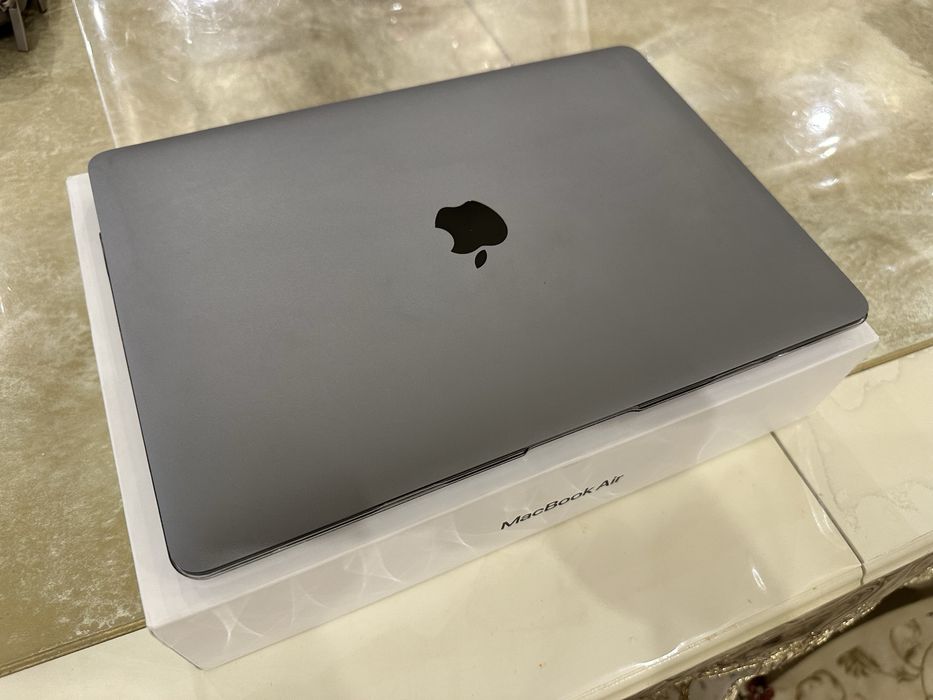 Apple MacBook Air 13 m1