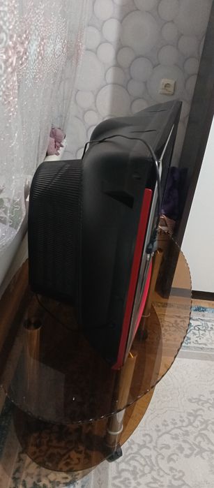 Продам телевизор LG