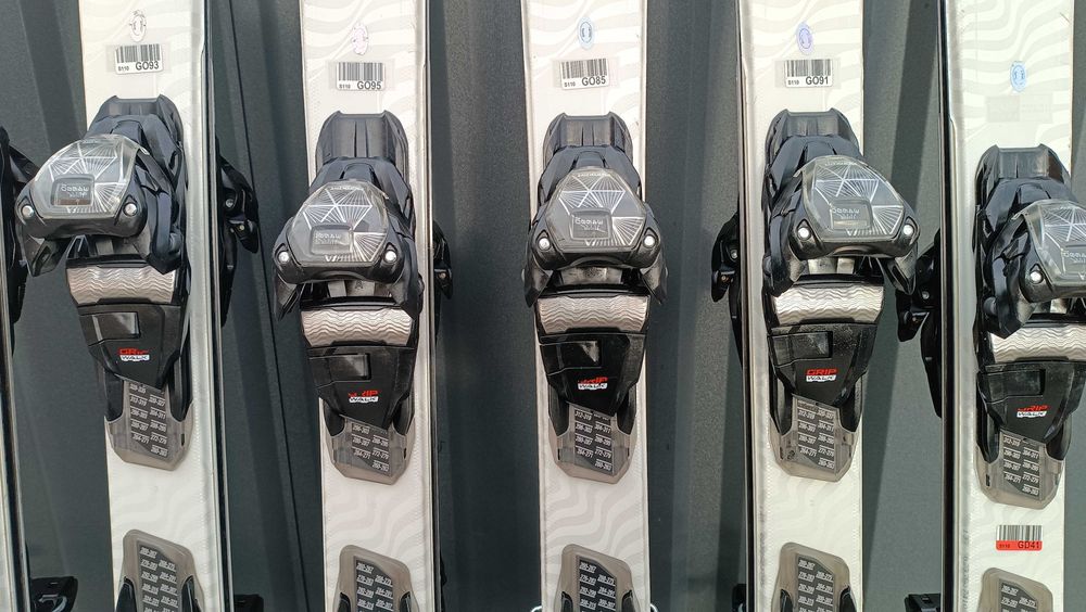 Schi, ski, schiuri second hand Volkl FLAIR 137, 144, 151, 158 cm