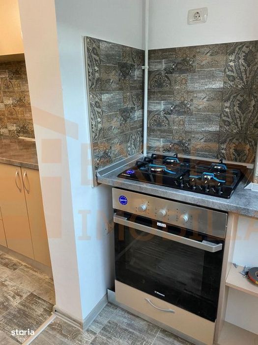 Apartament 2 camere de vanzare, in zona Inel II