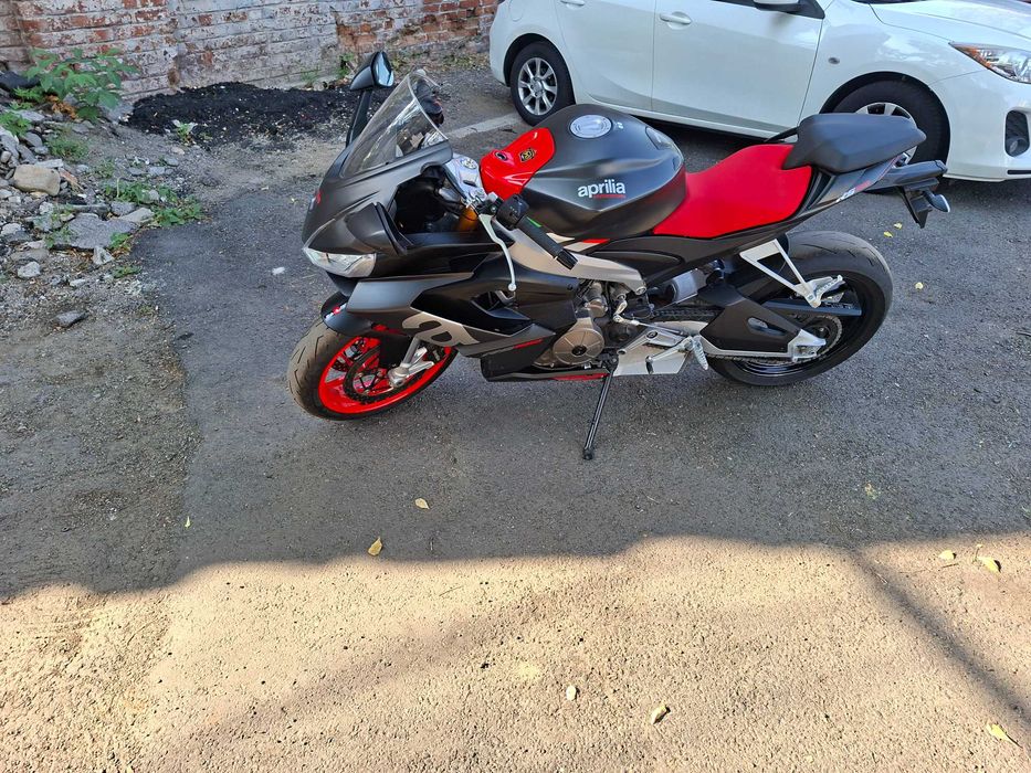 Vand aprilia rs660 limitata a2