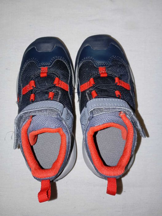 Маратонки Decathlon,25