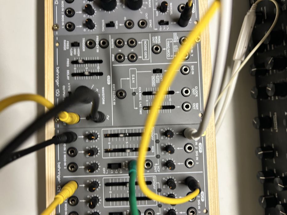 Sistem modular eurorack behringer