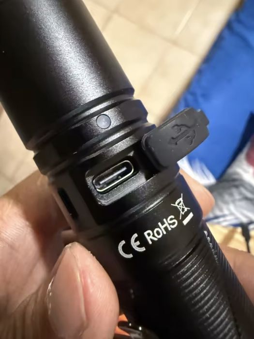 Lanterna Tactică Sofirn SK30 SFT70