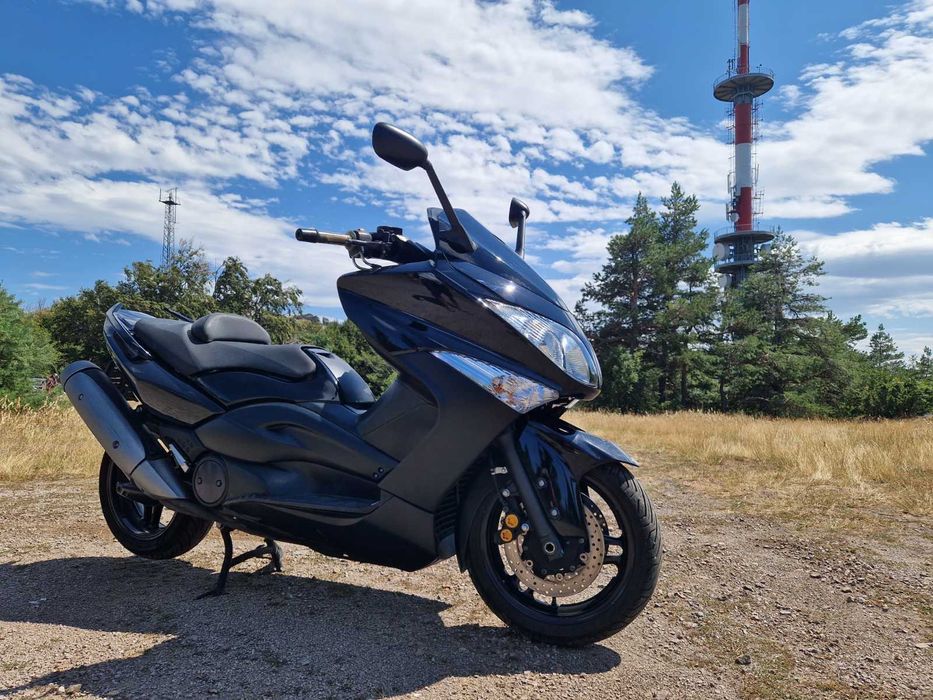Yamaha T-MAX – Нови гуми, готов за каране