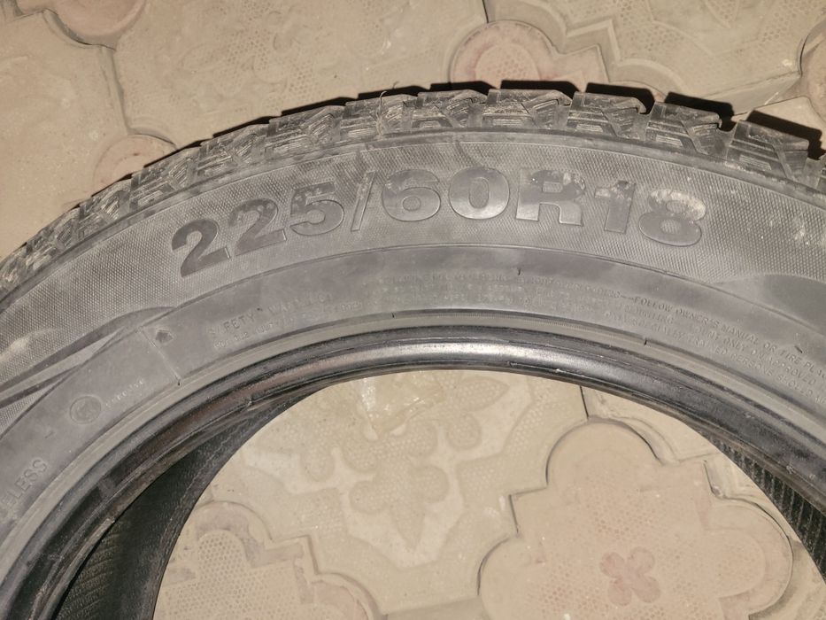 Продам автошины 225/60R18