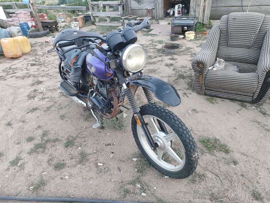Продам мотоцикл 200 куб