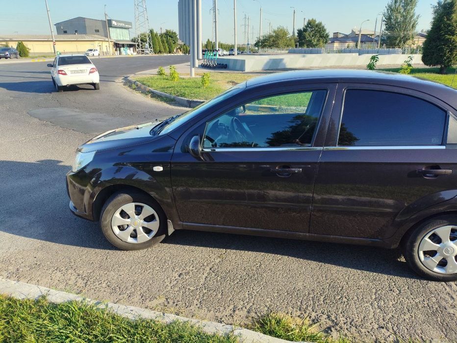 NEXIA 3 2018г чокко