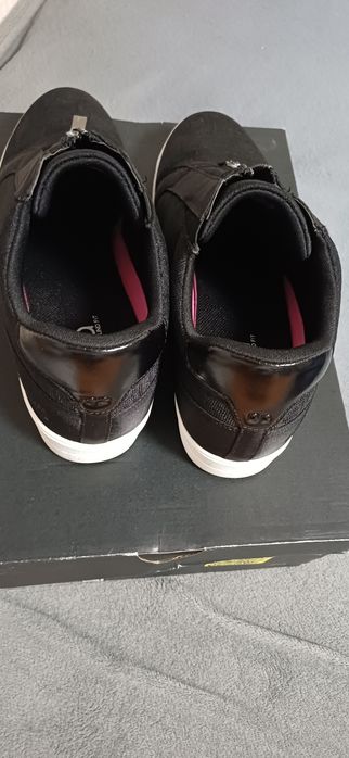 Tenisi cu platforma
Ryka Wedge Sneakers with Zipper Detail Vibe