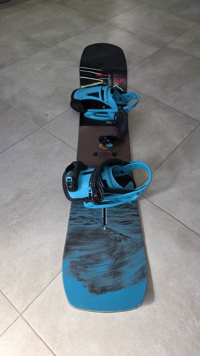 Placa Snowboard Burton Dump Truck 163 + Legaturi Burton Malavita L Est
