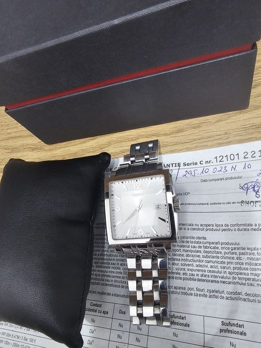Vând ceas Doxa Quadro II 2 , Ronda quartz, Safir, curea otel 316L