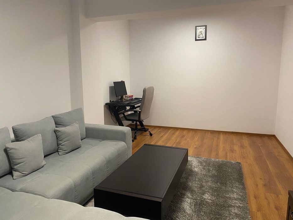 Apartament 2 camere  Tractorul Brașov, parcare subterana