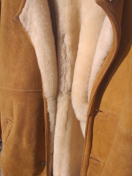 Vînd blană de nutrie