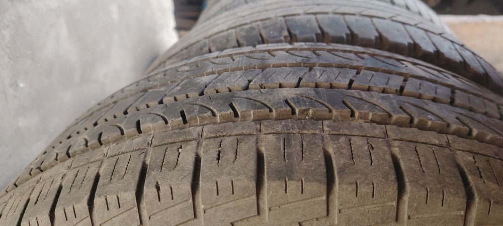 Продам резину 265/65/R17