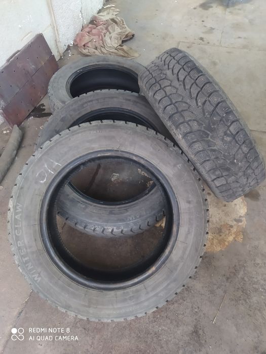 Зимние шины 215 65 R17