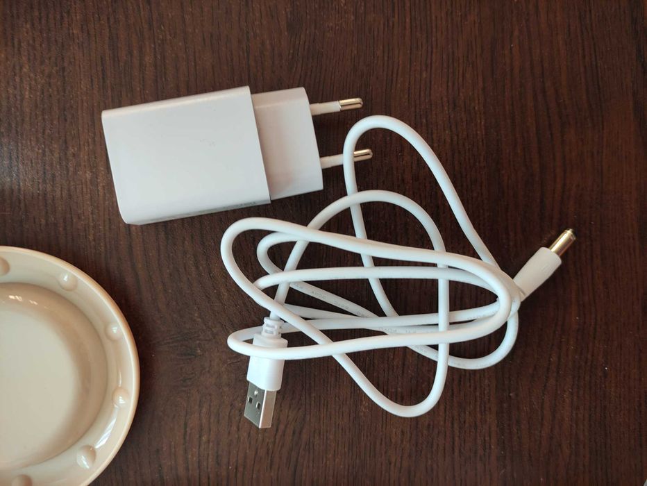 Двойна електрическа помпа за кърма Canpol -2 in 1 все още в гаранция