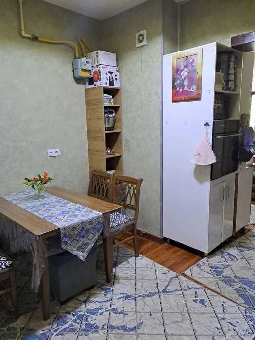 Продается 2х комнатная квартира, Район Сергели 7, № 300 школа, 0837