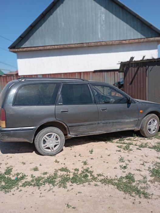 Продам Ниссан примера универсал