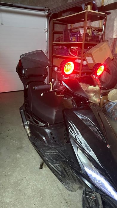 Скутер Vento Korsa