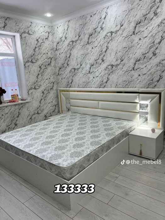 Со склада мебель