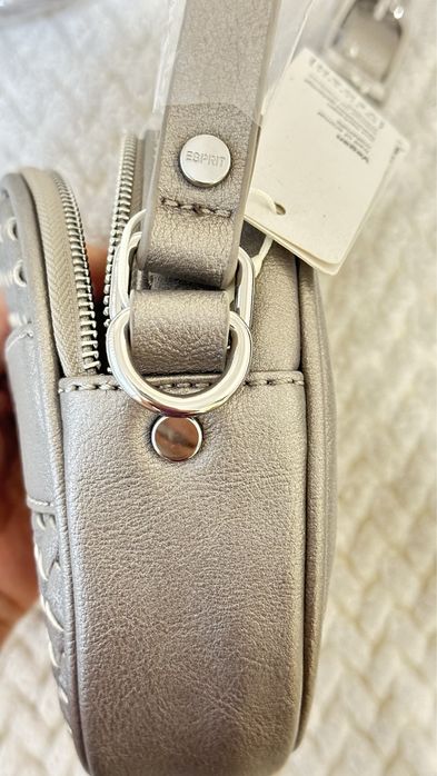 Продам маленькую сумочку Esprit