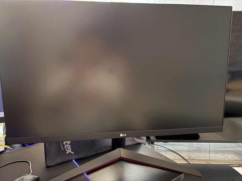 Monitor LG-UltraGear 27 inch,75hz