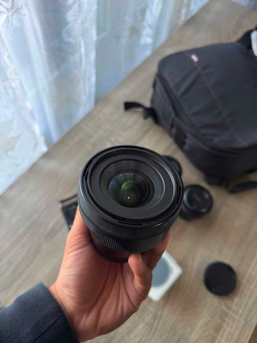Продавам Sigma 16mm f/1.4 и Sigma 56mm f/1.4  Cotemporary за Sony E