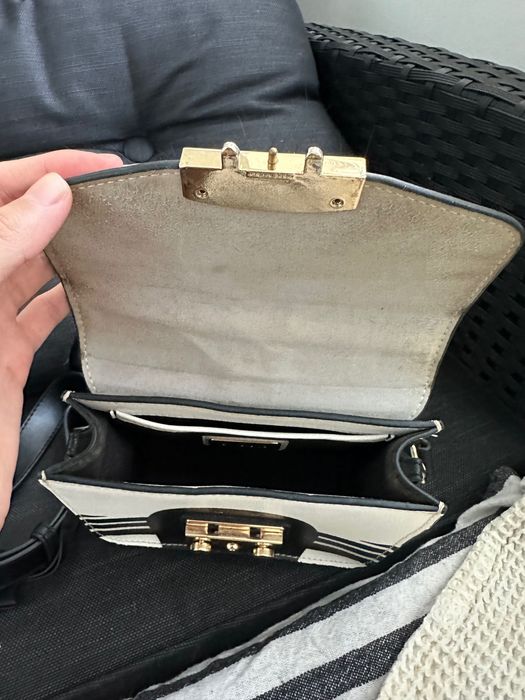 Дамска чанта Furla