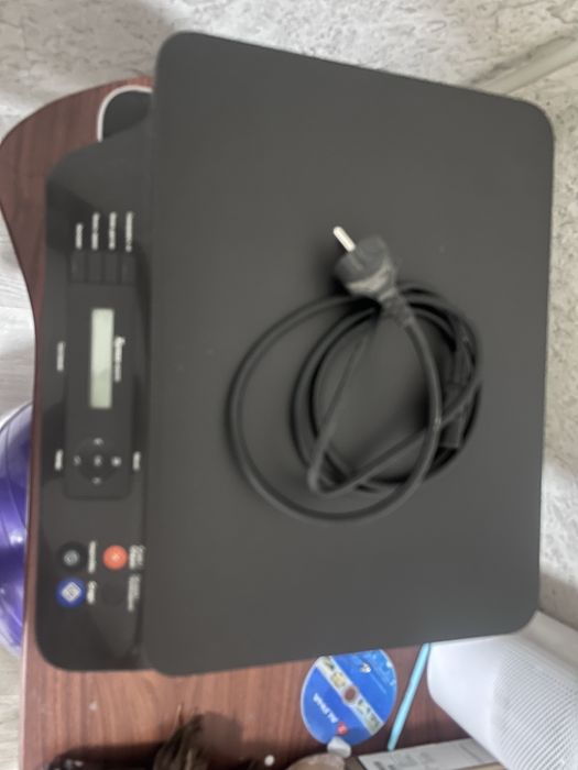 Принтер Samsung Xpress M2070W