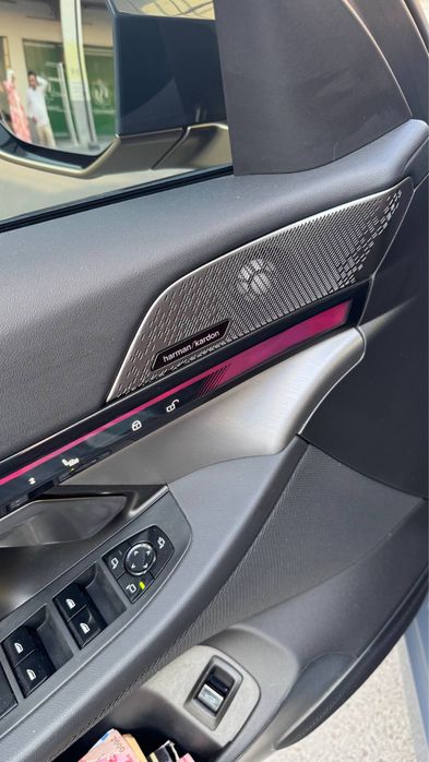BMW i5 35l доп опиция