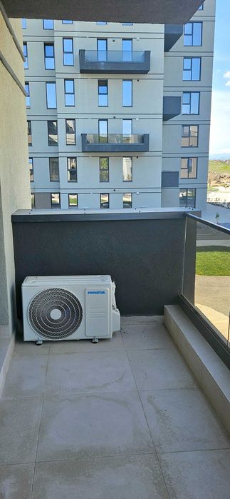 Apartament 3 camere,2 bai etaj 1/3,lift,an constructie 2026